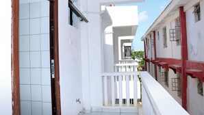 Exterior detail - Serene Diani Beach Getaway - Private Apartment with Pool (Diani Beach)