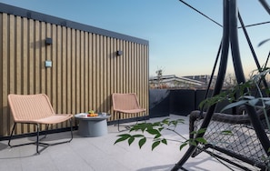 Panoramic Room | Terrace/patio