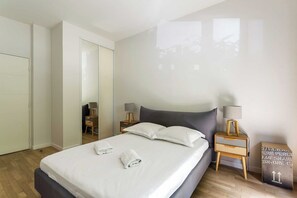 1 chambre, fer et planche à repasser, Wi-Fi gratuit, draps fournis