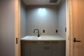 Private kitchen - YUTORIA RESORT HIDATAKAYAMA (Takayama)