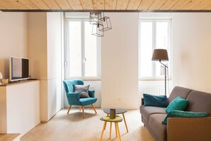 Smart TV - DIFY D'Aguesseau - Quai du Rhône (Lyon)