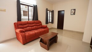 Living area - Zenova Stays (Chennai)