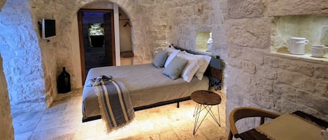 4 slaapkamers, een strijkplank/strijkijzer, wifi, beddengoed