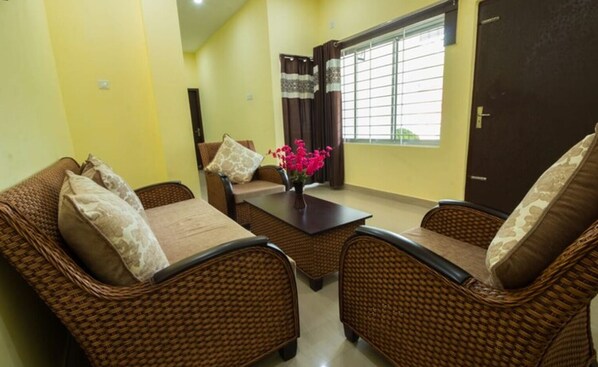Double Room | Living area