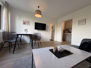Dining - "Stranddistel" vacation home with 5 residential units... (Dahme)