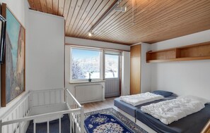 2 soverom, reiseseng for barn og wi-fi (inkludert)