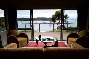 Free daily local cuisine breakfast - Greenvale Bed and Breakfast (Oban)