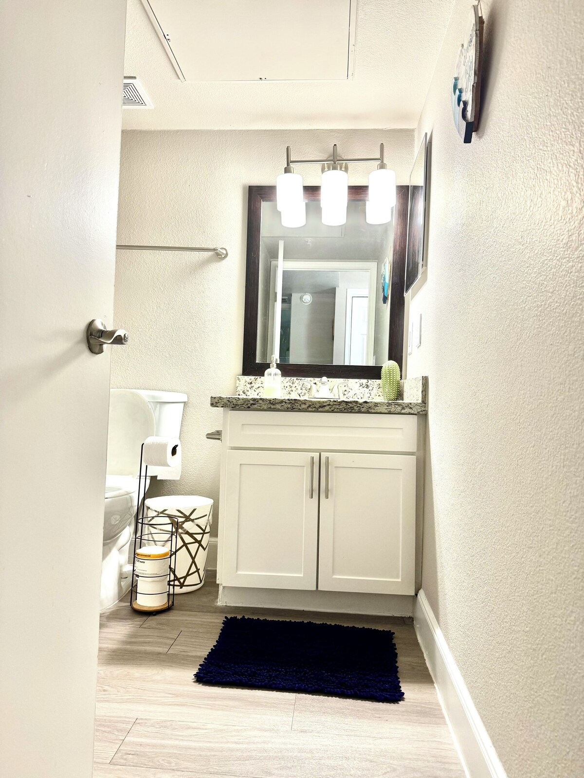 Photo 15 of NRG and Med center 2-bedroom apartment with WiFi, AC in welcoming Houston