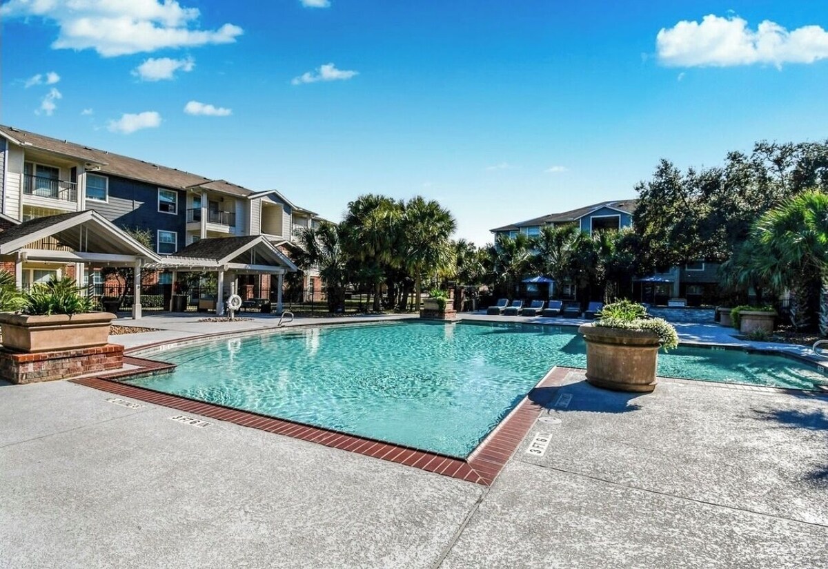 Photo 29 of NRG and Med center 2-bedroom apartment with WiFi, AC in welcoming Houston