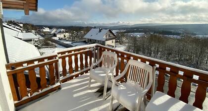 Ferienwohnung mit Aussicht, Neuastenberg