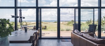 "Bondi" - 75m from the sea by Interhome