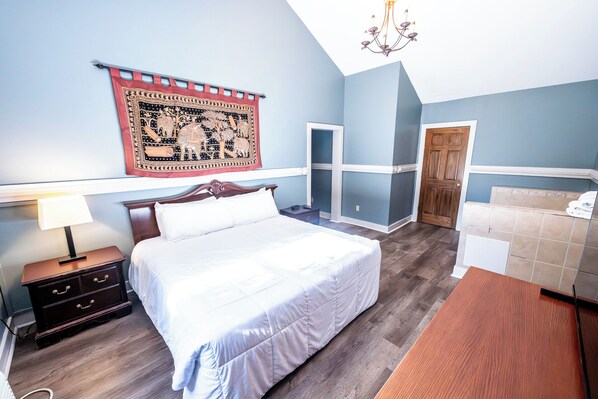 2 soverom, strykejern/-brett, wi-fi (inkludert) og sengetøy