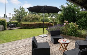 Outdoor dining - 4 bedroom nice home in Hejls (Hejls)
