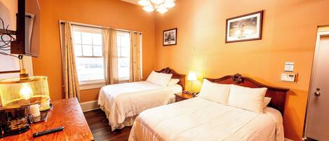 2 habitaciones, tabla de planchar con plancha y wifi gratis