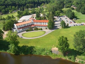 Esterni