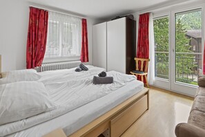 2 Schlafzimmer, Bügeleisen/Bügelbrett, kostenloses WLAN, Bettwäsche