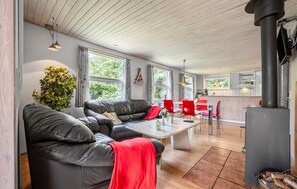 Interior - 3 bedroom stunning home in Tarm (Tarm)
