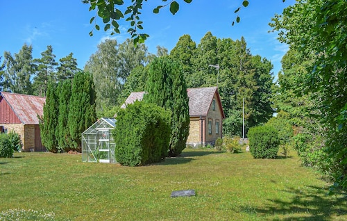 Nice home in Gärds Köpinge