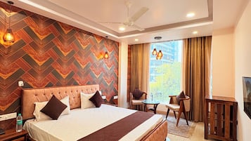 Superior Double Room | Desk, free WiFi