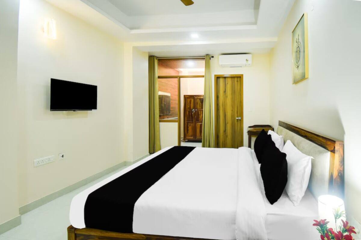 Standard Double Room | Desk, free WiFi