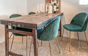 Dining - Stunning home in Slite with WiFi (Slite)