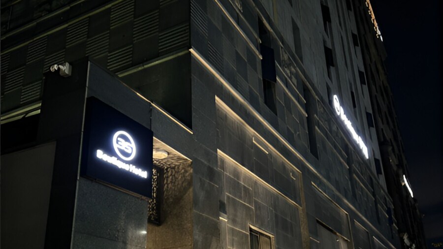 3S HOTEL DONGTAN - BUSINESS