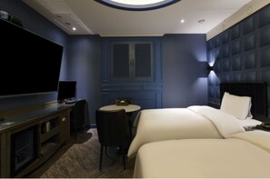 ห้องเบสิกทวิน | โต๊ะทำงาน, พื้นที่ทำงานแบบใช้แล็ปท็อป, Wi-Fi ฟรี