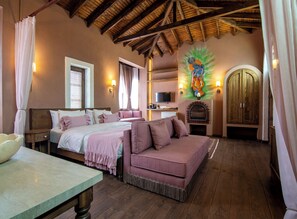 Premium Double Room | In-room safe, individually decorated, individually furnished