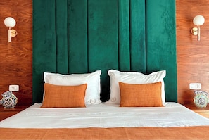 3 bedrooms, WiFi, bed sheets