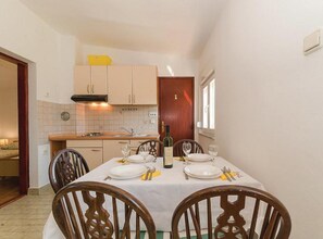 Apartment (Two Bedroom Apartment with Terrace) | Living room | 32-inch flat-screen TV with satellite channels