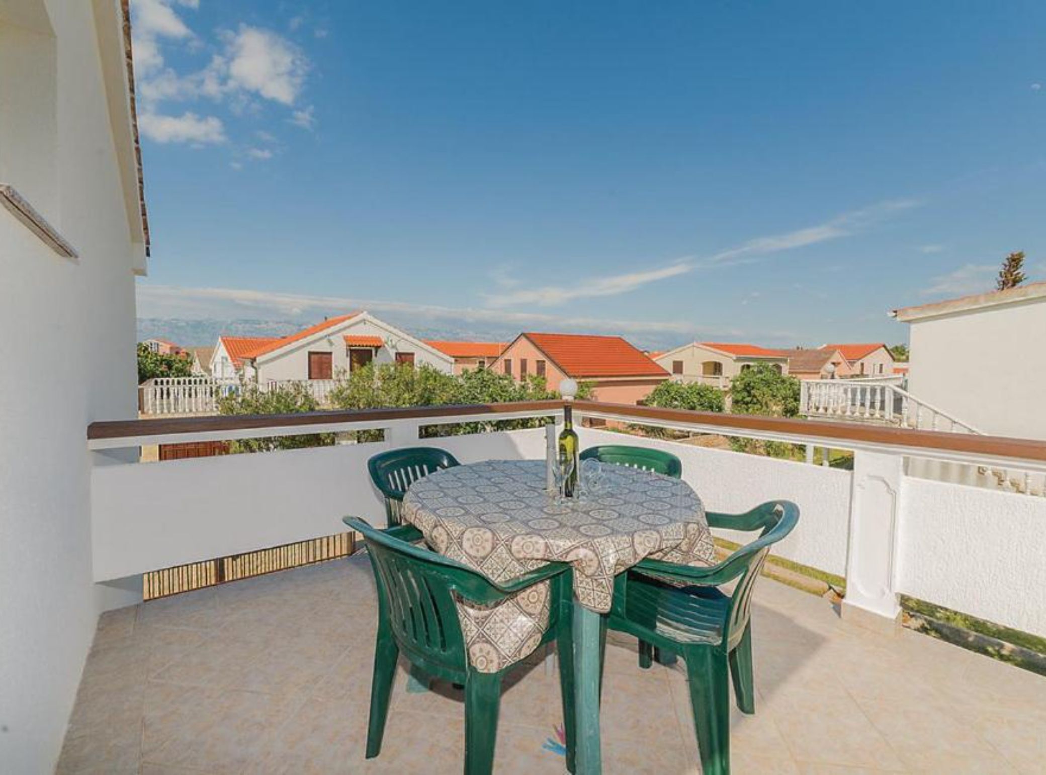 อพาร์ทเมนท์ (Two Bedroom Apartment with Terrace) | ลานระเบียง/นอกชาน