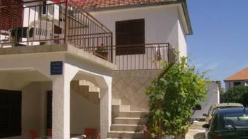 Apartment (Two Bedroom Apartment (ground floor)) | Exterior