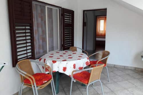 Apartment (Two Bedroom Apartment (ground floor)) | 4 bedrooms