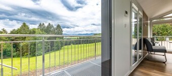 Splendida villa indipendente per 7 persone con WIFI, TV, balcone, animali ammessi e vista panoramica