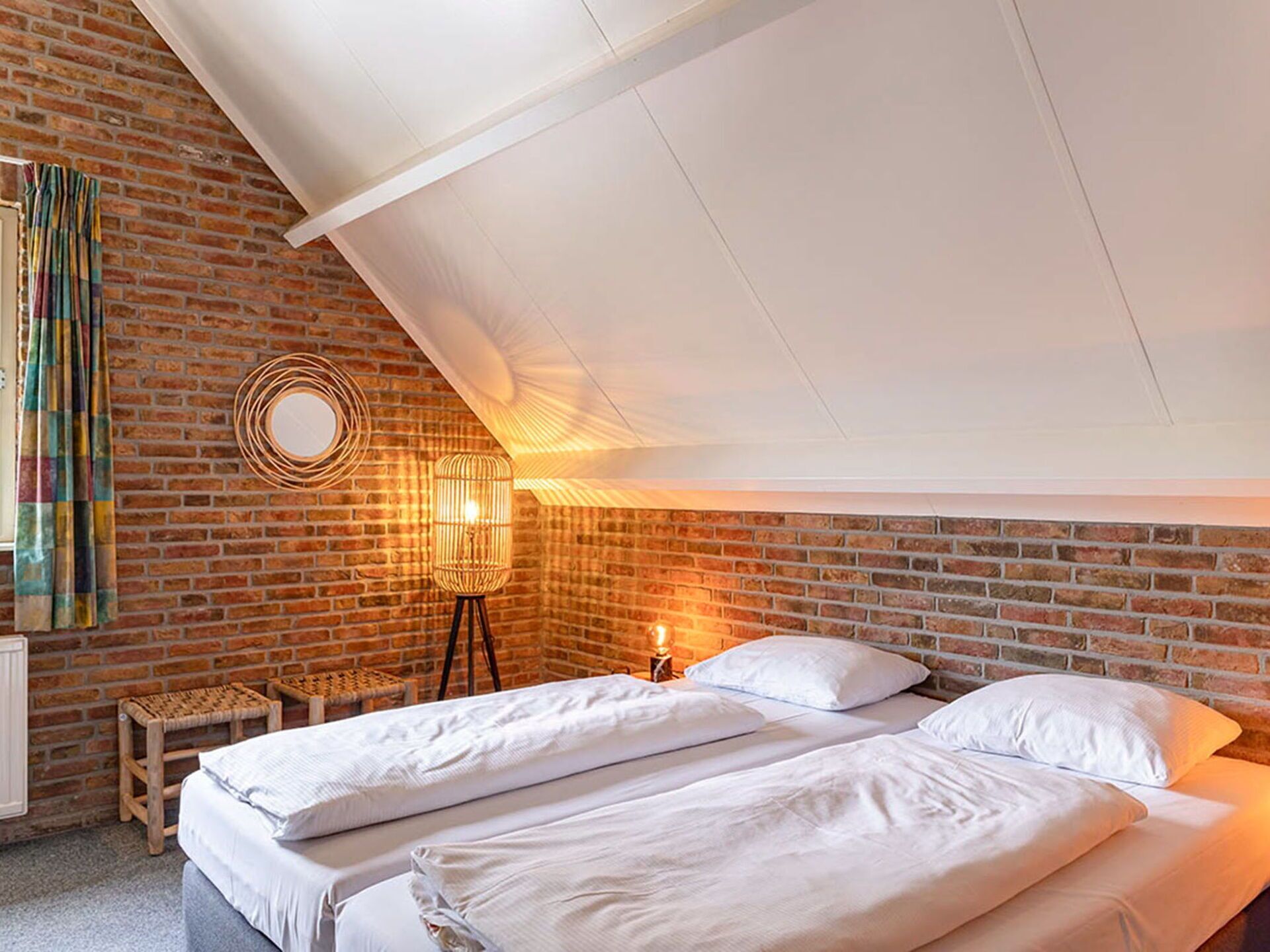 8 間睡房、免費 Wi-Fi、床單