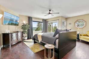 4 間睡房、熨斗/熨衫板、可攜式嬰兒床、免費 Wi-Fi