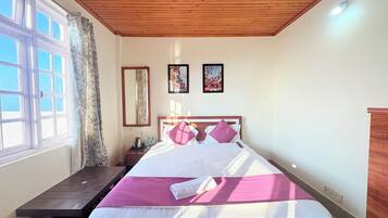 Premium Room | Desk, WiFi (free)