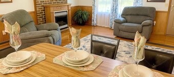 Lydia's Lodge in Pelham