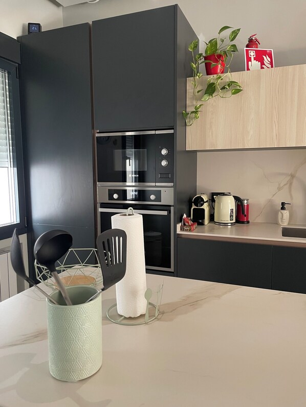 Microwave, oven, stovetop, dishwasher