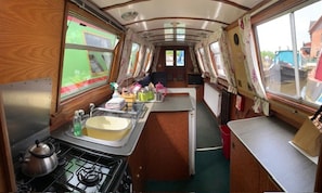 Fridge, oven
