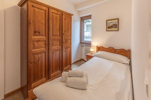 4 間睡房、書桌、熨斗/熨衫板、免費 Wi-Fi