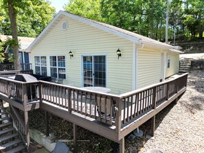 Terrace/patio - Slice of Paradise- Ramp nearby/Secured boat/trailer parking for $15 (Gravois Mills)