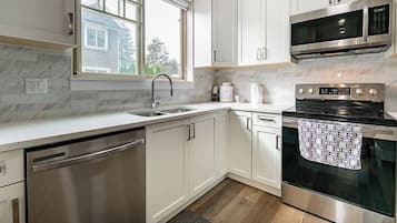 Microwave, oven, stovetop, dishwasher