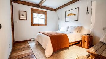 3 Schlafzimmer, Schreibtisch, Bügeleisen/Bügelbrett, Reisekinderbett