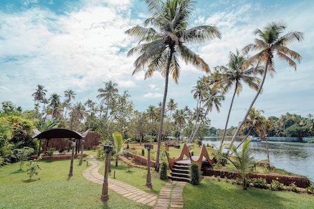 Exterior. Madilina Heritage Villa