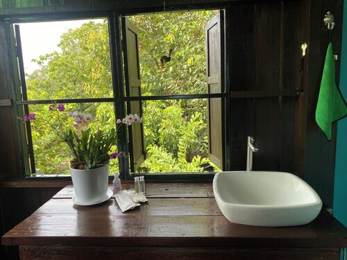 Imagine Wooden House nice breath of nature's touch.