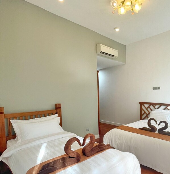 3 Schlafzimmer, Bügeleisen/Bügelbrett, WLAN, Bettwäsche