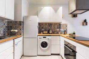 Apartment | Private kitchen