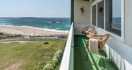 Cozy Beachfront Apartment in Valdoviño