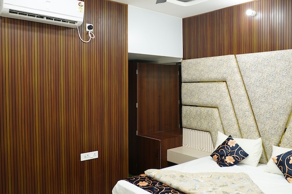 Deluxe Room | Free WiFi